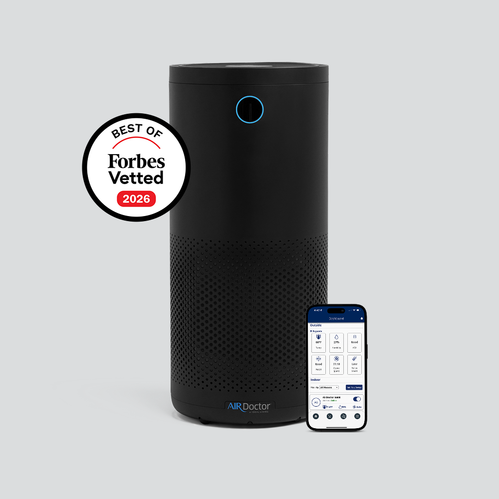 AirDoctor AD4000 Smart in black with manufacturer phone/app graphic